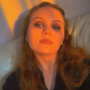 Meet your Posher, Casee